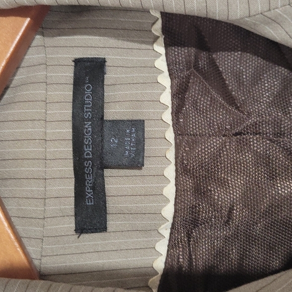 EXPRESS DESIGN STUDIO Button Up Blazer 12 - Picture 5 of 8